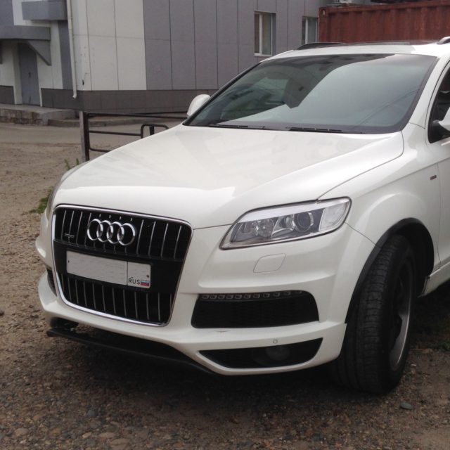 audi q7 1020×1020